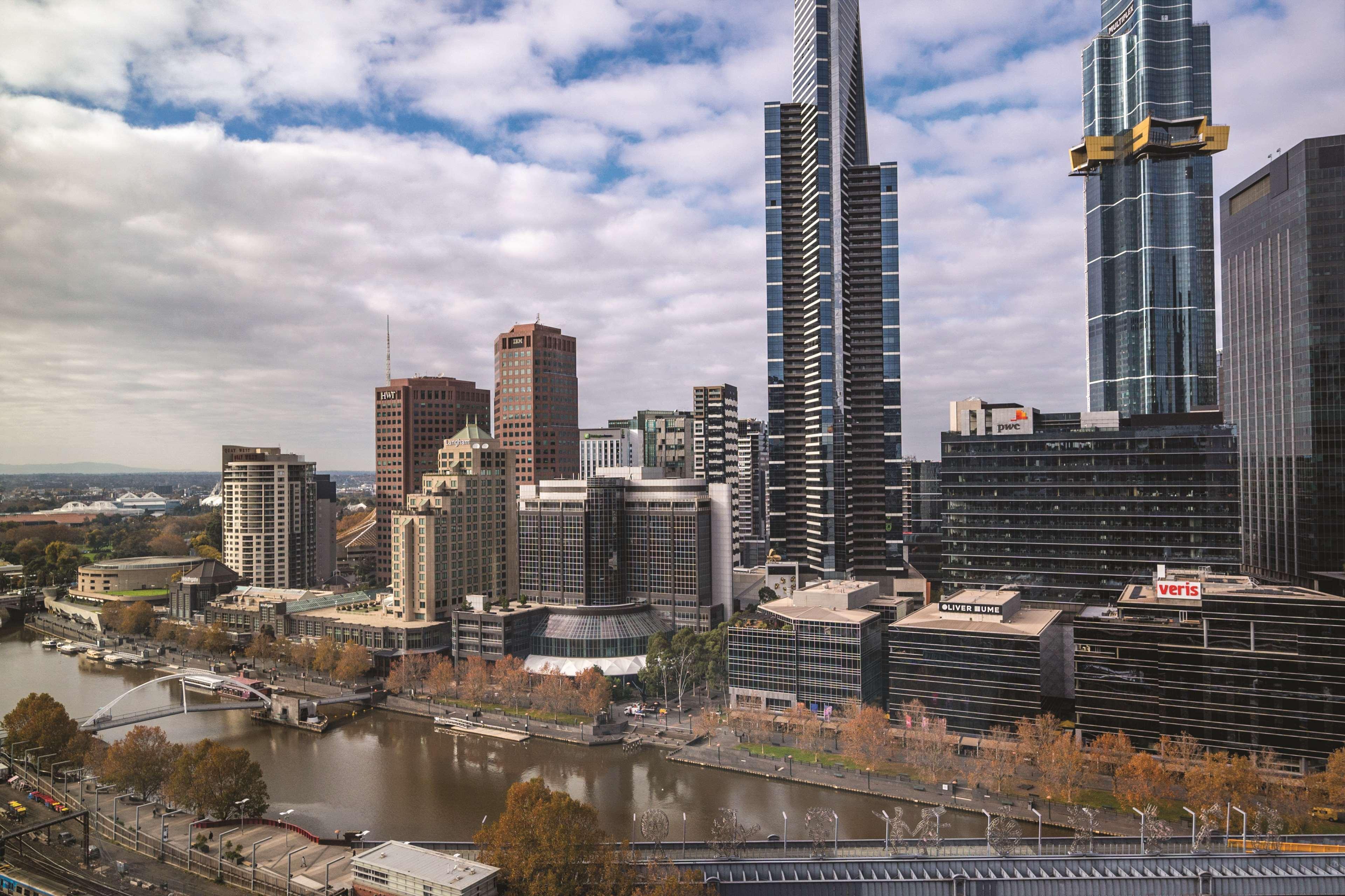 Vibe Hotel Melbourne Exterior photo